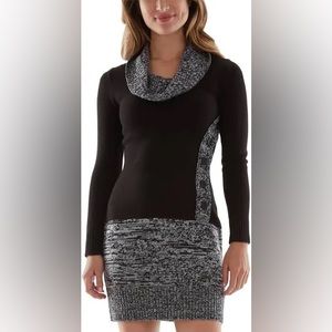 NWT. Because Venus never has tags on their clothes. Never worn. Unlined. Cowneck